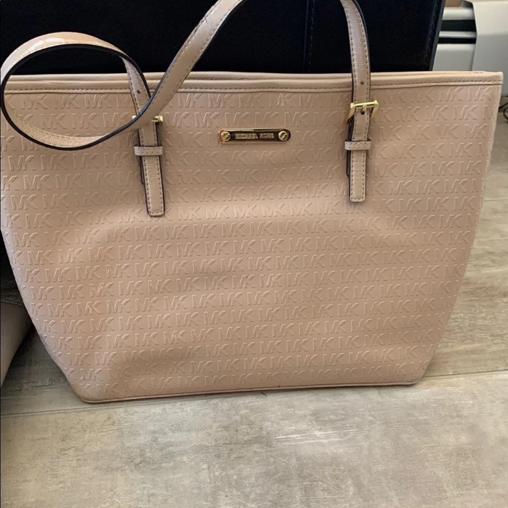 Michael kors tote
